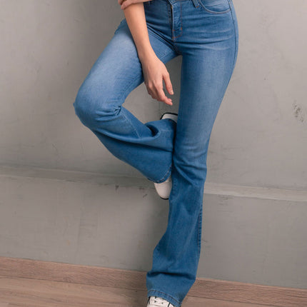 Pantalon Acampanado 3.0 - Celeste