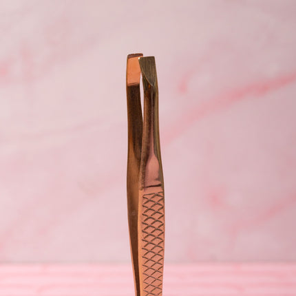 Pinza para cejas