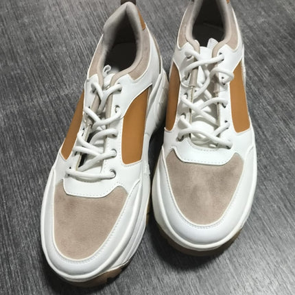 Zapatillas Urbanas Mujer Wolf - Camel 38 (Yayita)