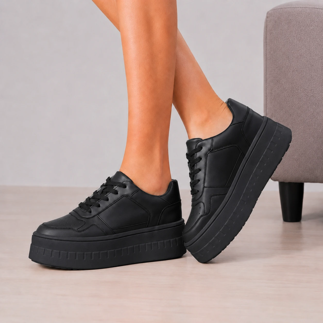 Zapatillas Urbanas Mujer Benetton - Negro