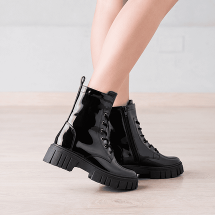 Botas  Mujer Tavai - Negro Charol