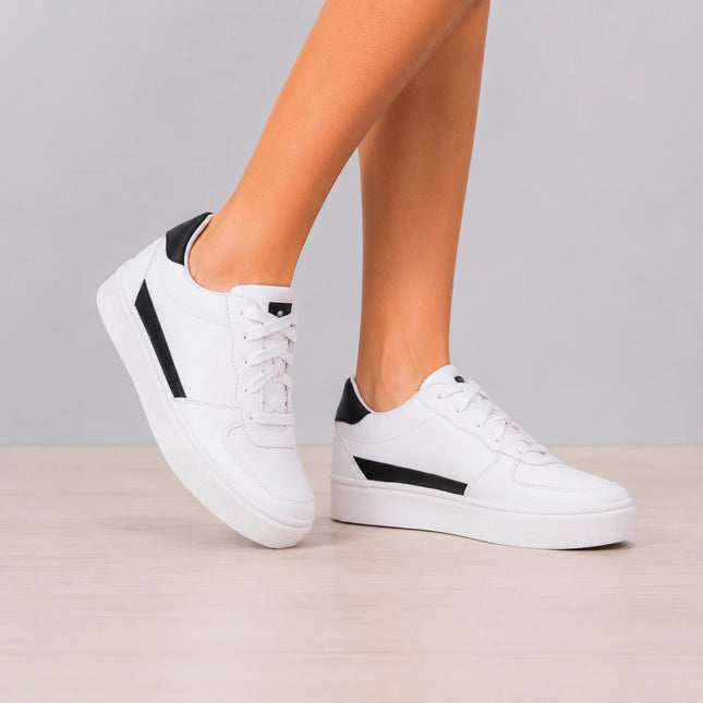 Zapatillas Urbanas Mujer Line - Negro