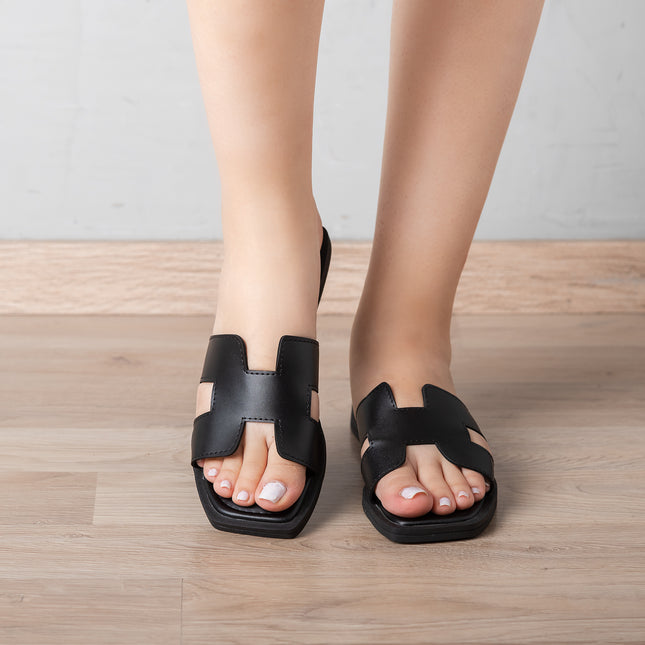 Sandalias Casuales Mujer Horus - Negro