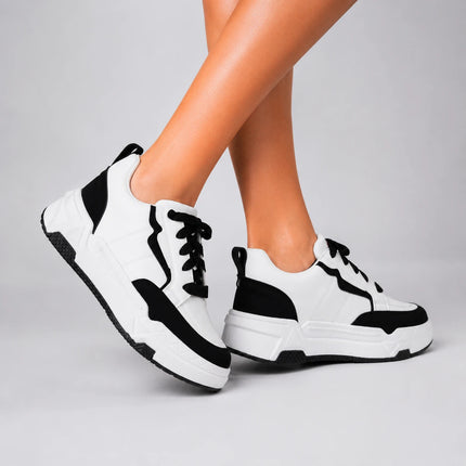 Zapatillas Urbanas Mujer Shark  - Negro