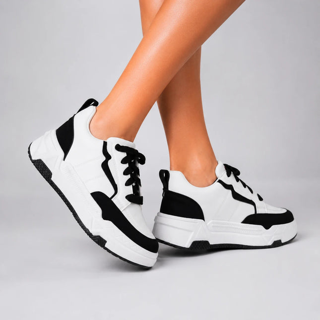 Zapatillas Urbanas Mujer Shark  - Negro