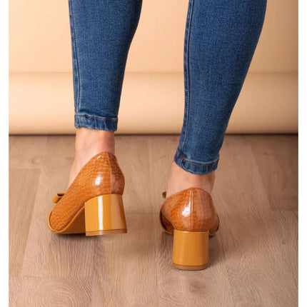 Stilettos Mujer Rodas - Camel Charol