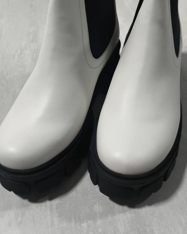 Botines Oruro - Blanco Negro 38 (Yayita)