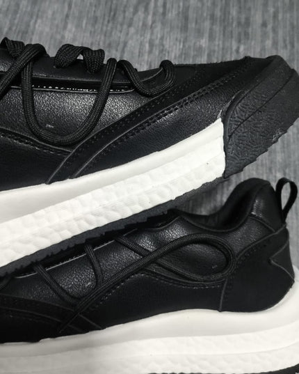 Zapatilla gianis - Negro 37 (Yayita)