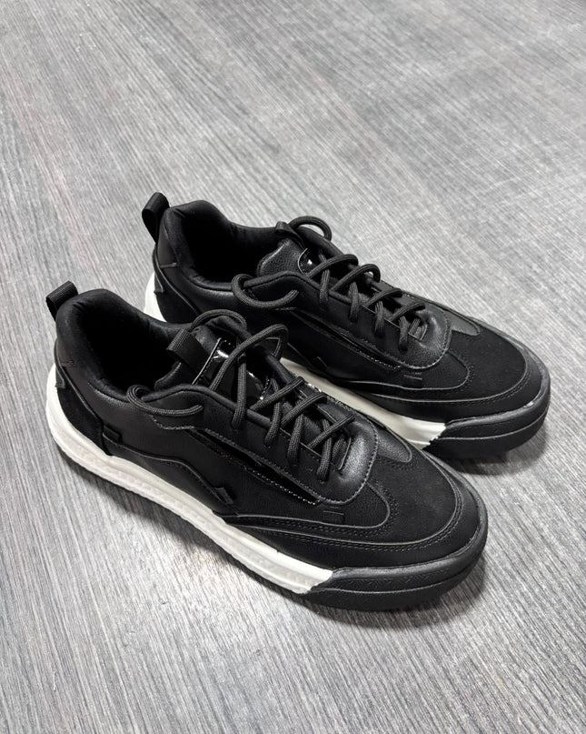 Zapatilla giannis - Negro 37 (Yayita)