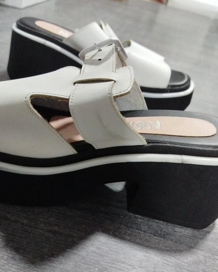 Sandalia Gustov - Blanco 37 (Yayita)