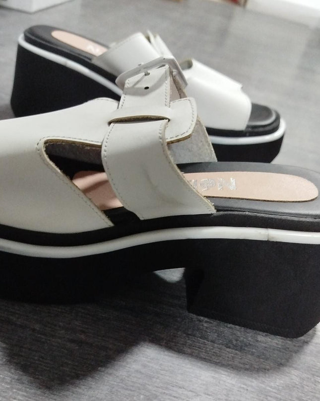 Sandalia Gustov - Blanco 37 (Yayita)