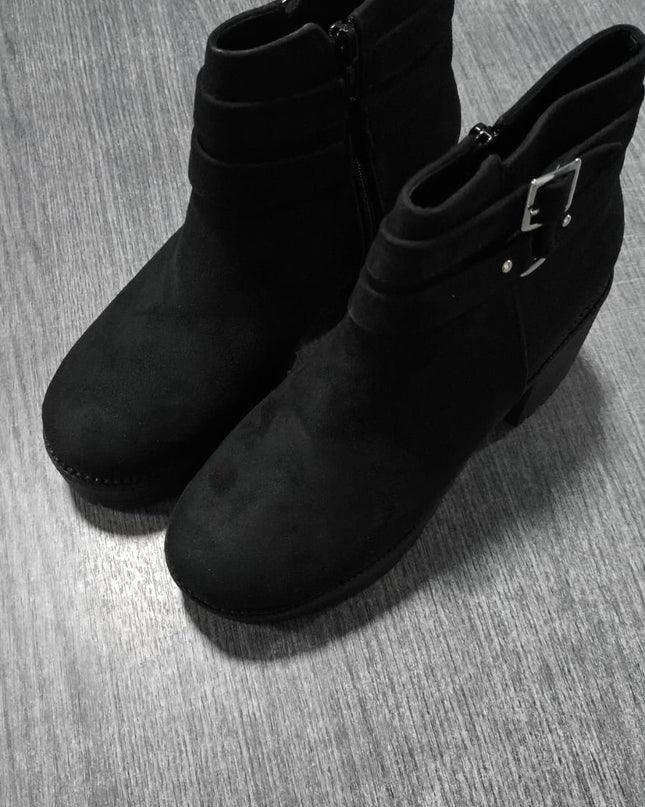 Botas Donia - Negro 35 (Yayita)