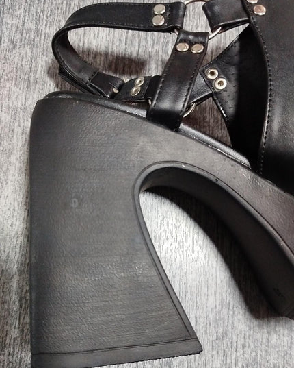 Sandalia Moroni - Negro 39 (Yayita)