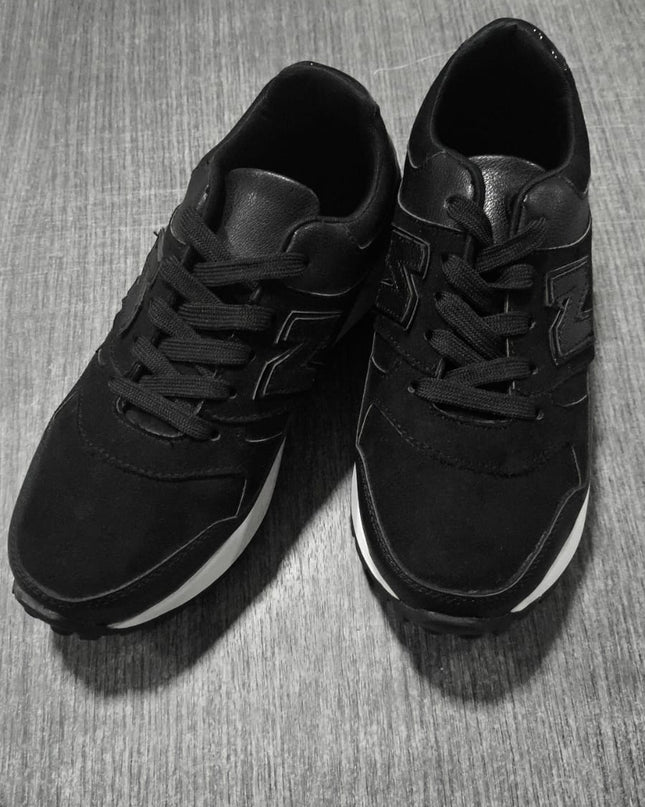 Zapatilla nebula - Negro 35 (Yayita)