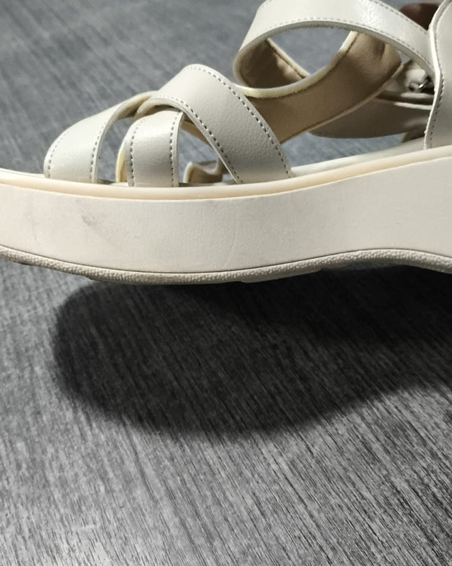 Sandalias yandyt - hueso 35 (Yayita)