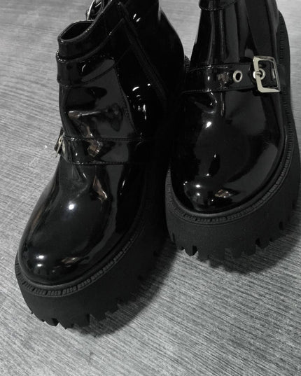 Botas Alicia - Negro Charol 39 (Yayita)