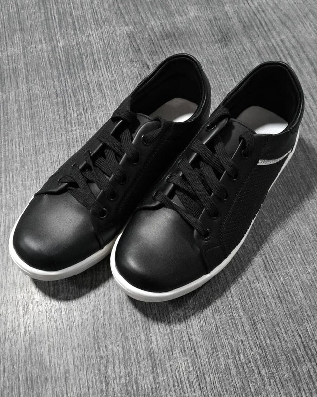 Zapatillas Urbanas Mujer Kano - Negro 35 (Yayita)