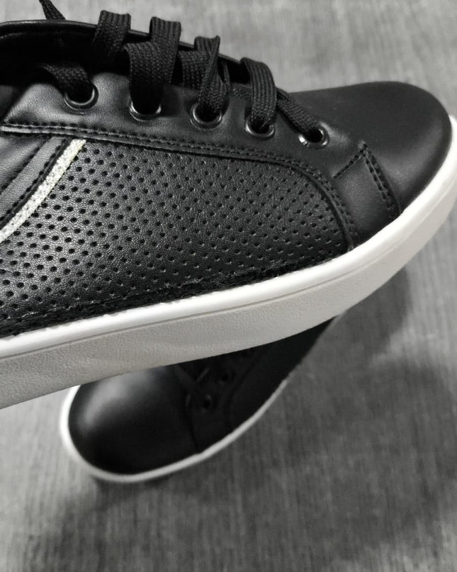 Zapatillas Urbanas Mujer Kano - Negro 35 (Yayita)