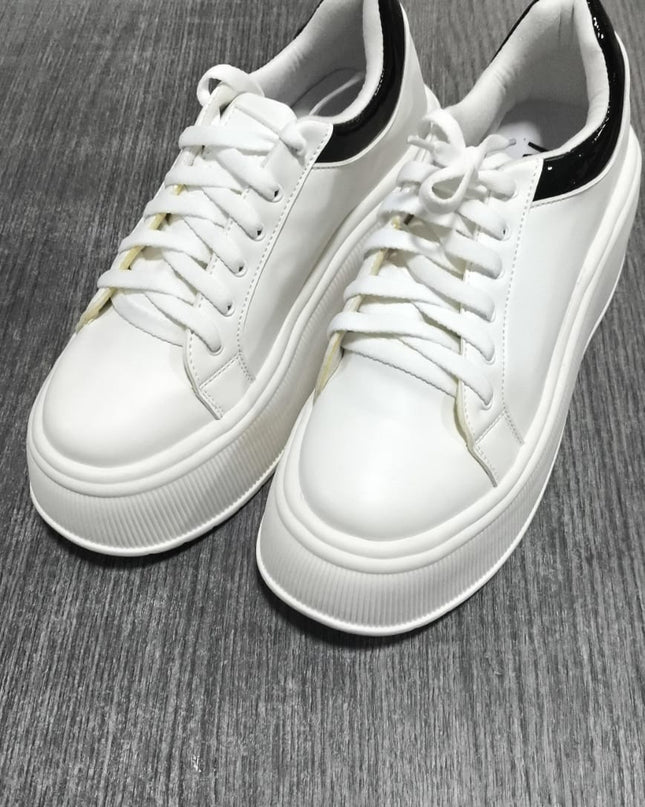 Zapatilla Urbanas Mujer Oneil - Negro 37 (Yayita)