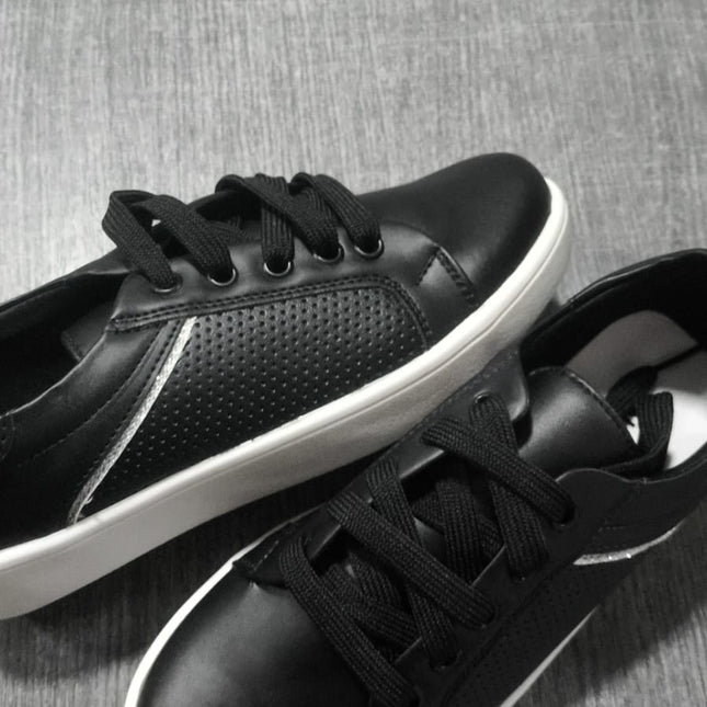 Zapatillas Urbanas Mujer Kano - Negro 35 (Yayita)