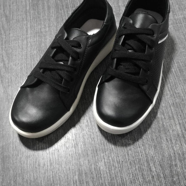 Zapatillas Urbanas Mujer Kano - Negro 35 (Yayita)