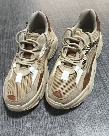 Zapatillas Urbanas Mujer Petra - Camel 37 (Yayita)