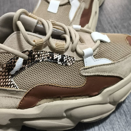 Zapatillas Urbanas Mujer Petra - Camel 37 (Yayita)
