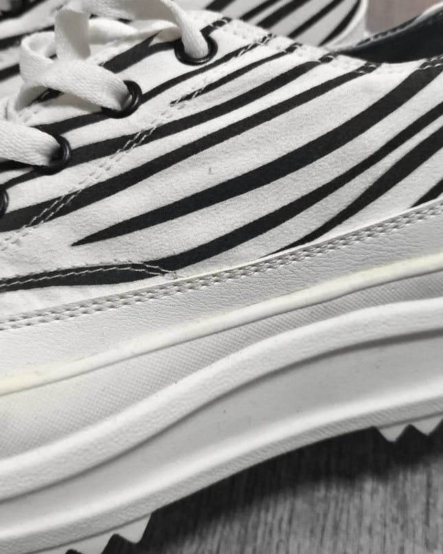 Zapatillas Urbanas Mujer San Jose - Zebra 37 (Yayita)