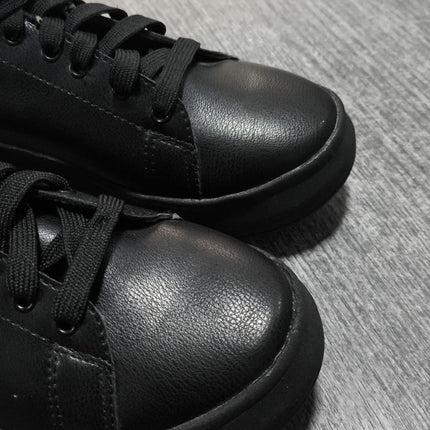 Zapatillas Urbanas Mujer Viena - Negro Total 35 (Yayita)