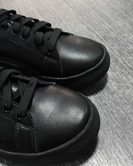 Zapatillas Urbanas Mujer Viena - Negro Total 35 (Yayita)