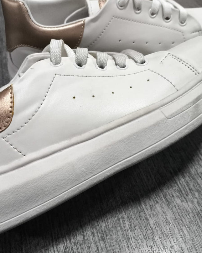 Zapatillas Urbanas Mujer Viena - Dorado 39 (Yayita)