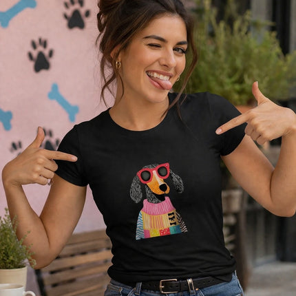 Polo Mujer - Pero Con Abrigo y Lentes Rojos