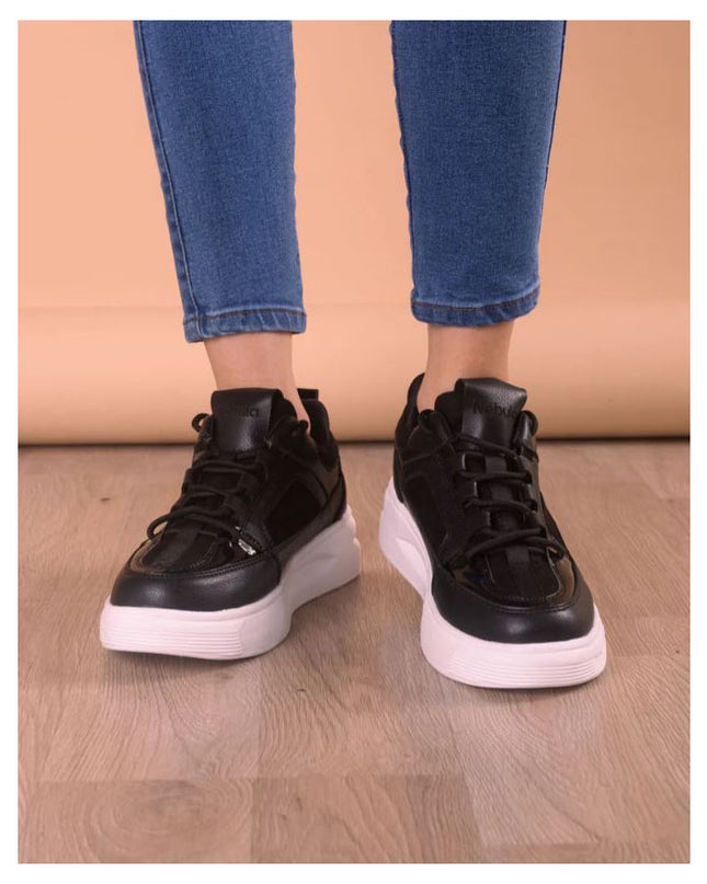 Zapatilla Amelie - Negro Gamuza