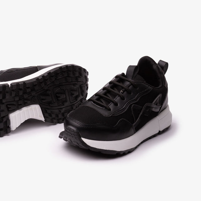 Zapatillas Urbanas Mujer Kitty - Negro y Blanco