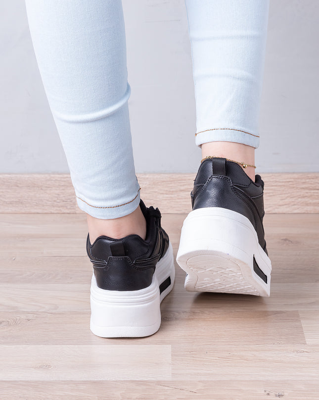 Zapatilla Luka - Negro