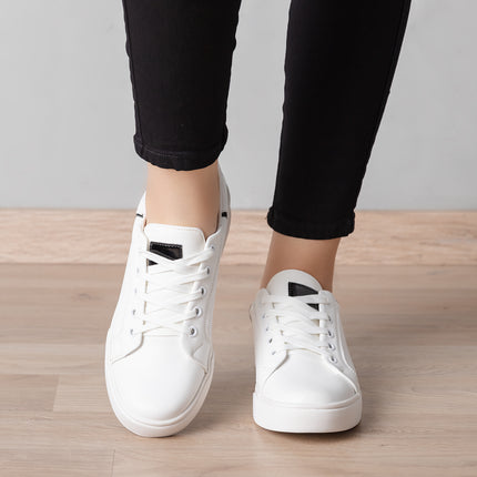 Zapatillas Urbanas Mujer Woodz - Negro