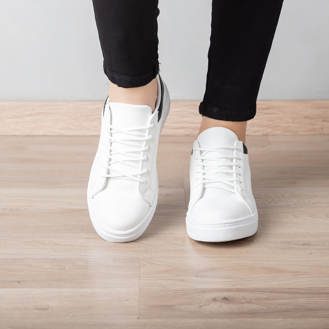 Zapatillas Urbanas Mujer Yalta - Negro