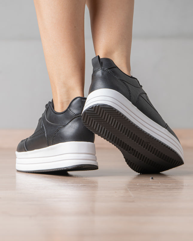 Zapatilla Beneah - Negro