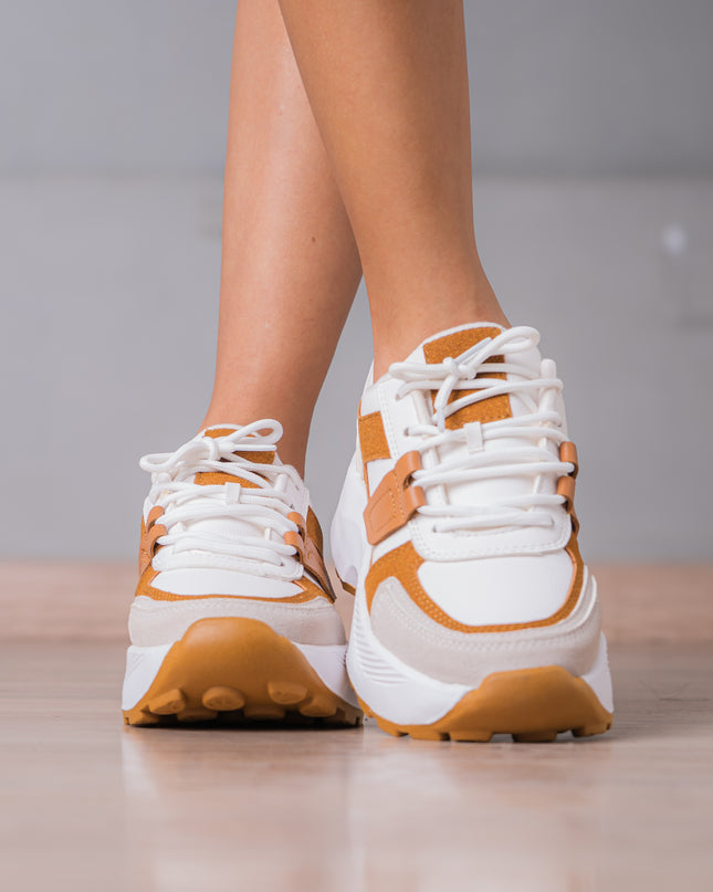 Zapatillas Urbanas Mujer Nastyll - Camel