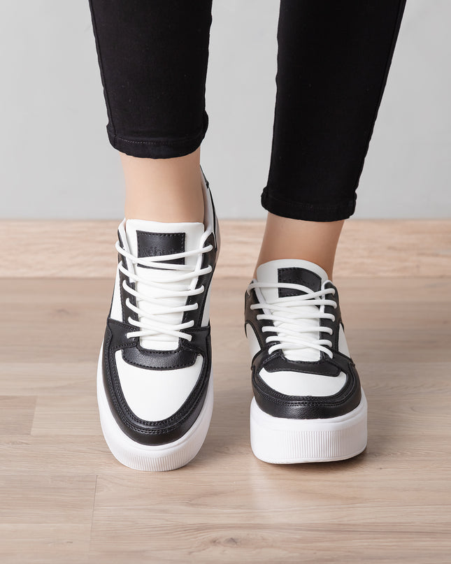Zapatilla  Panda - Negro