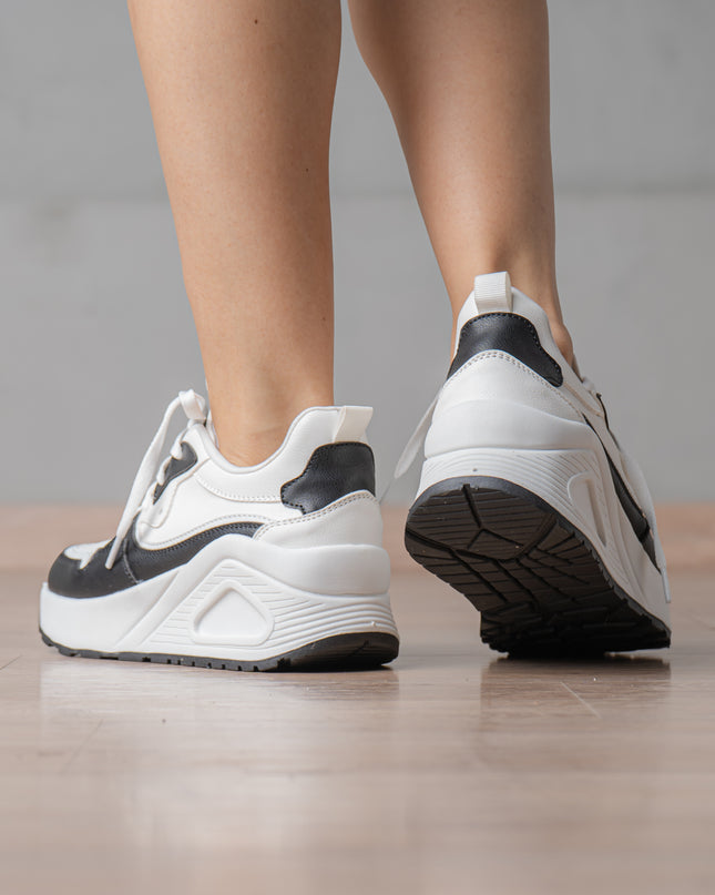 Zapatilla Strokhet - Negro