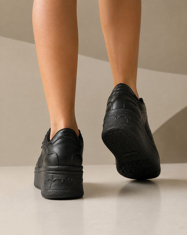 Zapatillas Urbanas Mujer Cordoba 2.0 - Negro