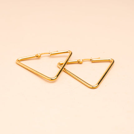 Aretes - Triangulo - Tienda Nébula