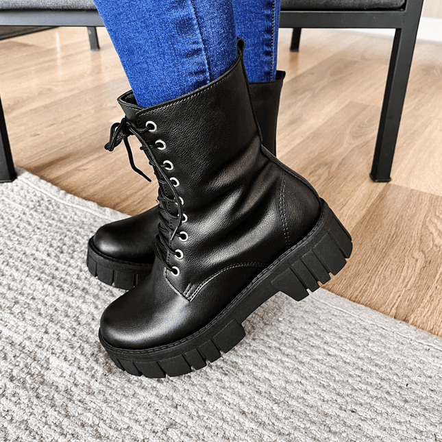 Botas Tavai - Negro Labrado - Tienda Nébula