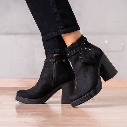 Botines Chenda - Negro Gamuza - Tienda Nébula