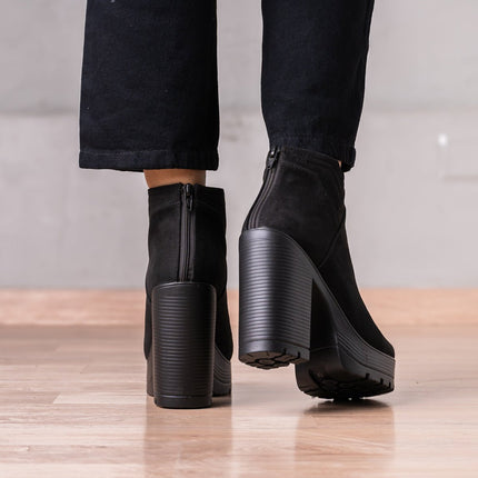 Botines Chhean - Negro Gamuza - Tienda Nébula