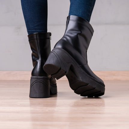Botines Nadia - Negro - Tienda Nébula