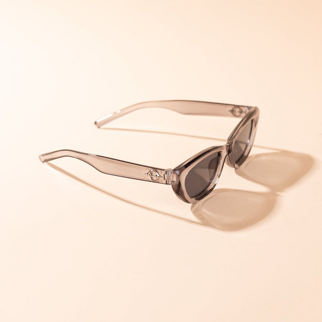 Lentes de Sol Urbano - PL 3985 - Gris Transparente - Tienda Nébula