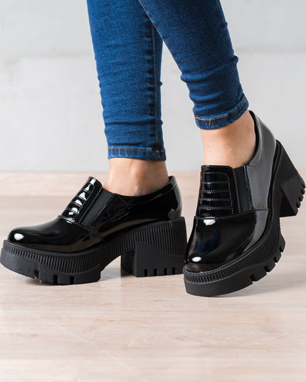 Mocasin Enola - Negro Charol - Tienda Nébula