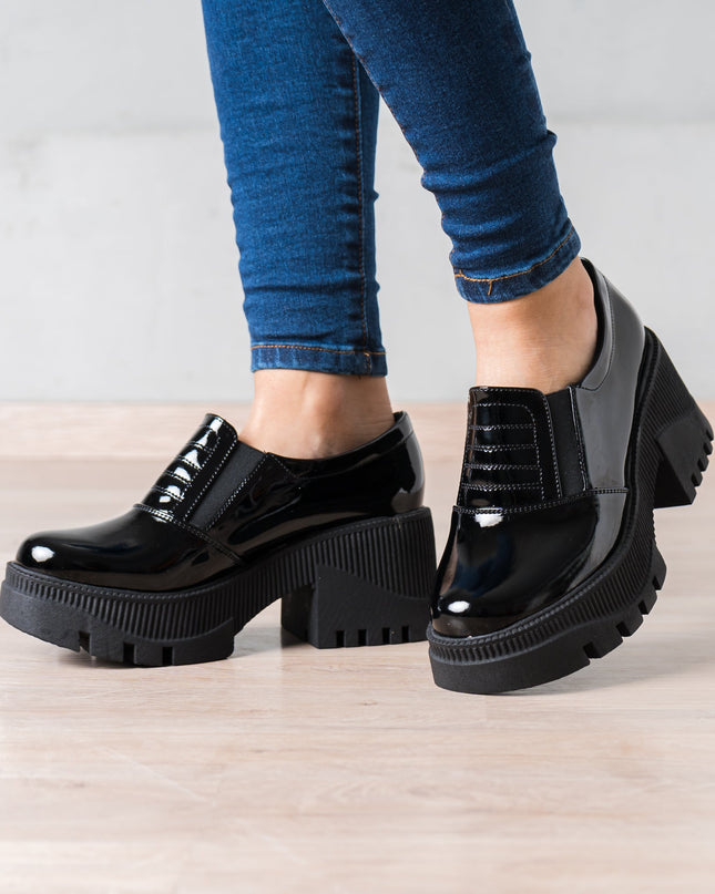 Mocasin Enola - Negro Charol - Tienda Nébula